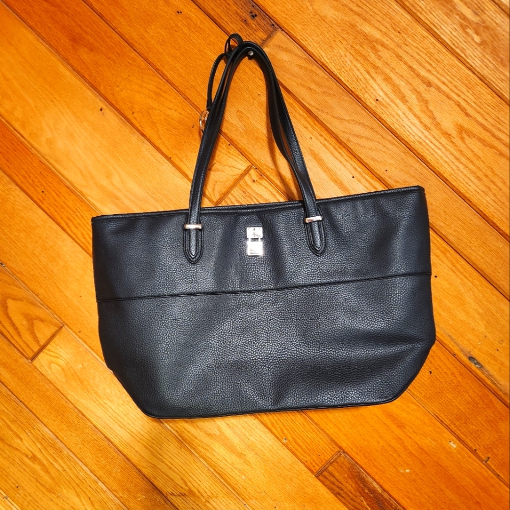 Nine West Black and silver shoulder bag